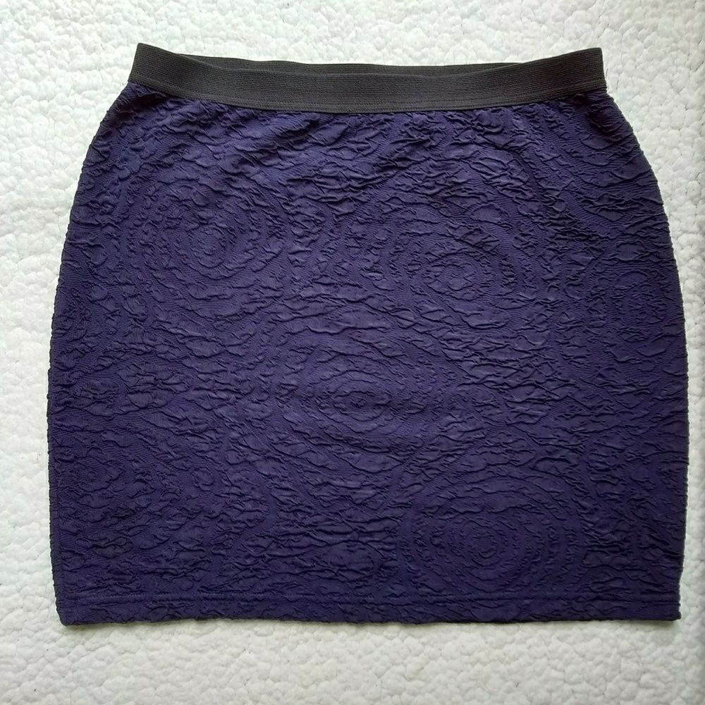 F21 mini skirt